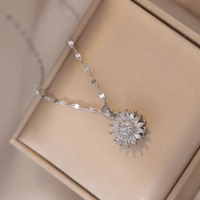 Women's Necklace Rotatable Zircon Sunflower Sunflower Creative Pendant Necklace